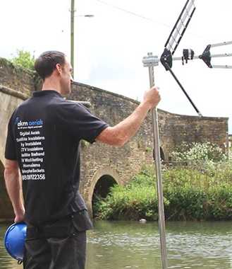 aerial man Cirencester aerial man Cirencester