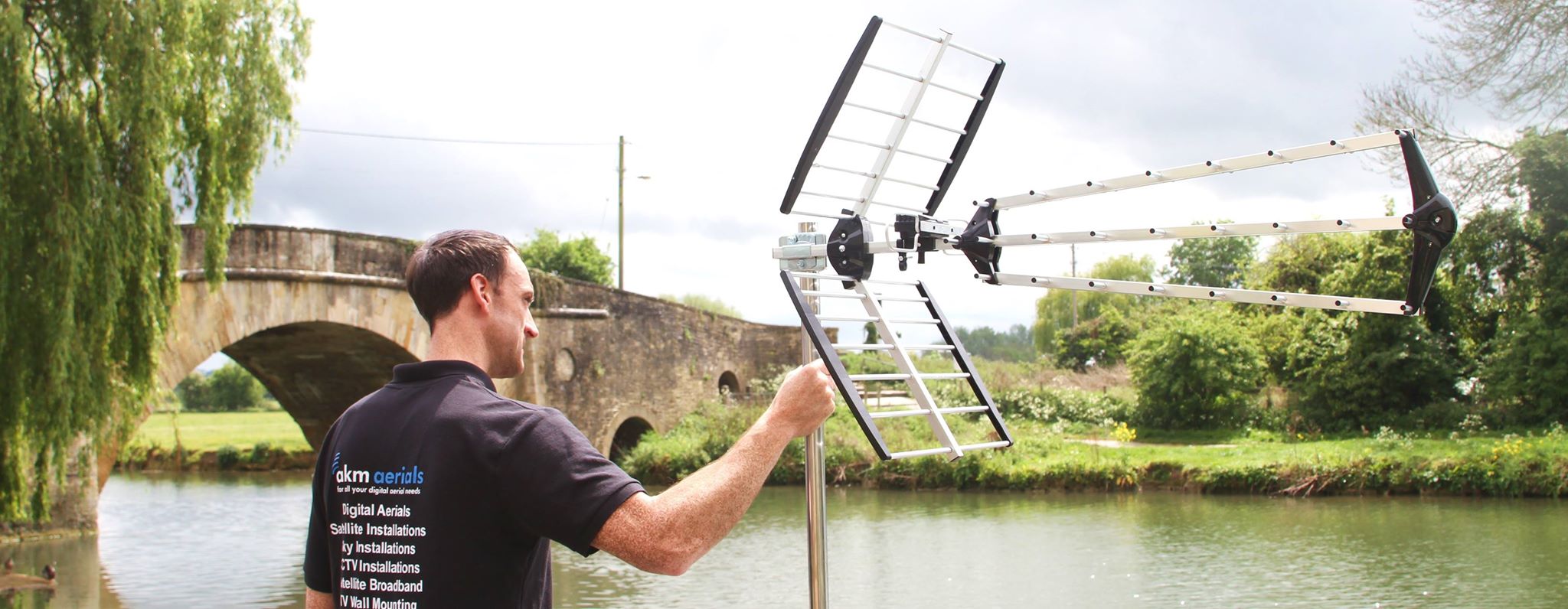 aerial installation Lechlade